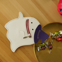 ハロウィンに！本革レザー・いたずら好きなリボンでおめかしオバケちゃんのカード＆コインケース　ストラップ取り付け可能 9枚目の画像