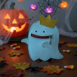 ハロウィンに！本革レザー・いたずら好きな魔法使い見習いオバケくんのカード＆コインケース　ストラップ取り付け可能 5枚目の画像