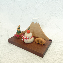 手のひらにちょこんと鏡もち・門松のお正月セット 木製／鏡餅／正月飾り／門松／富士山／縁起物 7枚目の画像