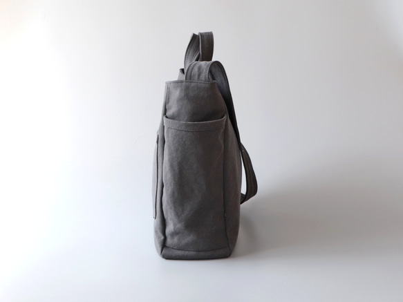 ラフショルダー＊柔らかく体に馴染む２Way大容量（チャコール） 6枚目の画像