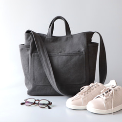 ラフショルダー＊柔らかく体に馴染む２Way大容量（チャコール） 1枚目の画像