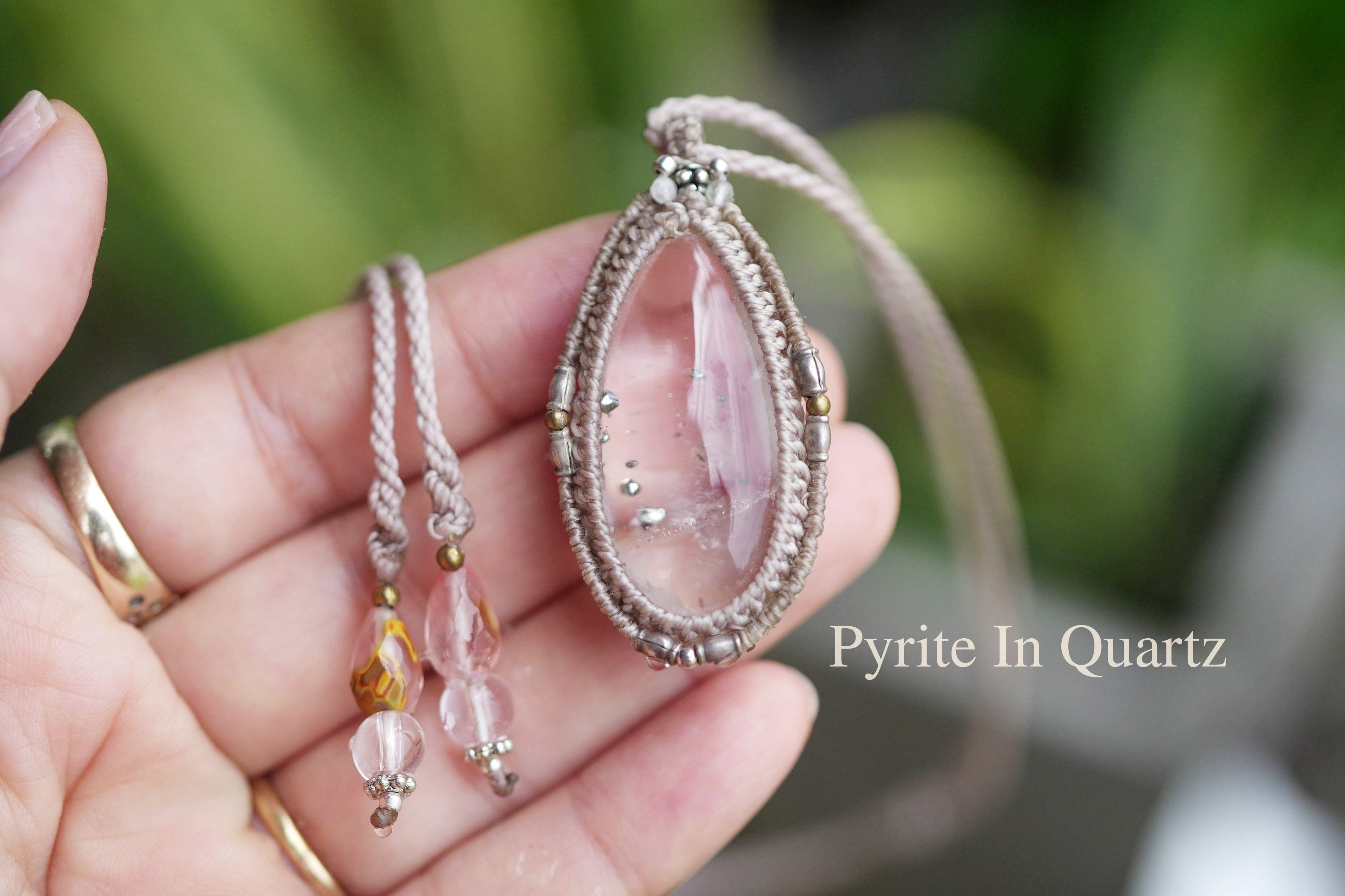 銀の隕石★パイライトインクォーツ マクラメネックレス2131