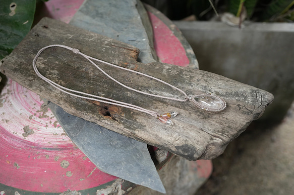 銀の隕石★パイライトインクォーツ マクラメネックレス2131 3枚目の画像