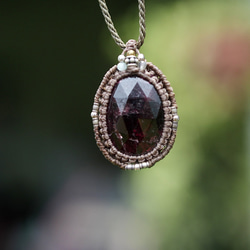 ファセットカット★ガーネット★マクラメネックレス2132 6枚目の画像