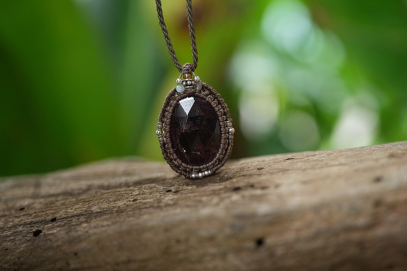 ファセットカット★ガーネット★マクラメネックレス2132 10枚目の画像