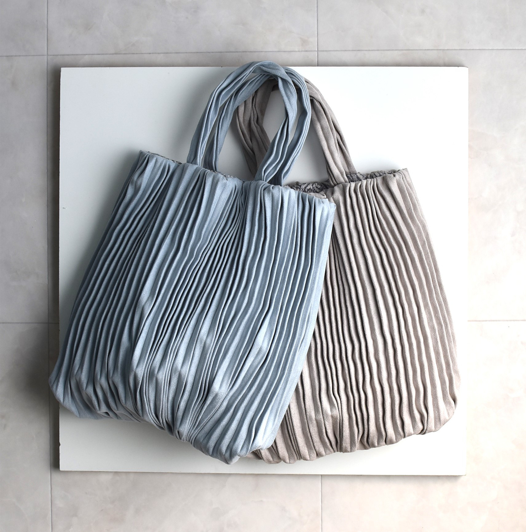 プリーツトートバッグ♡　スエード×ジャガード　リバーシブル　Msize