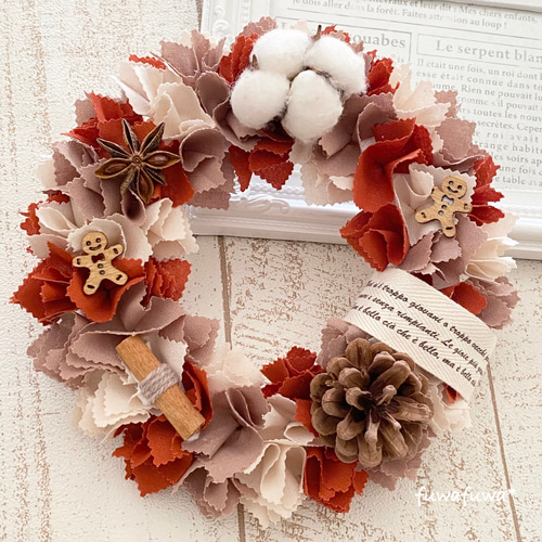 クリスマスリース　布リースクリスマス　フラワーリース 田園調布の花屋 flower HyggEです ご注文いただきましたクリスマス