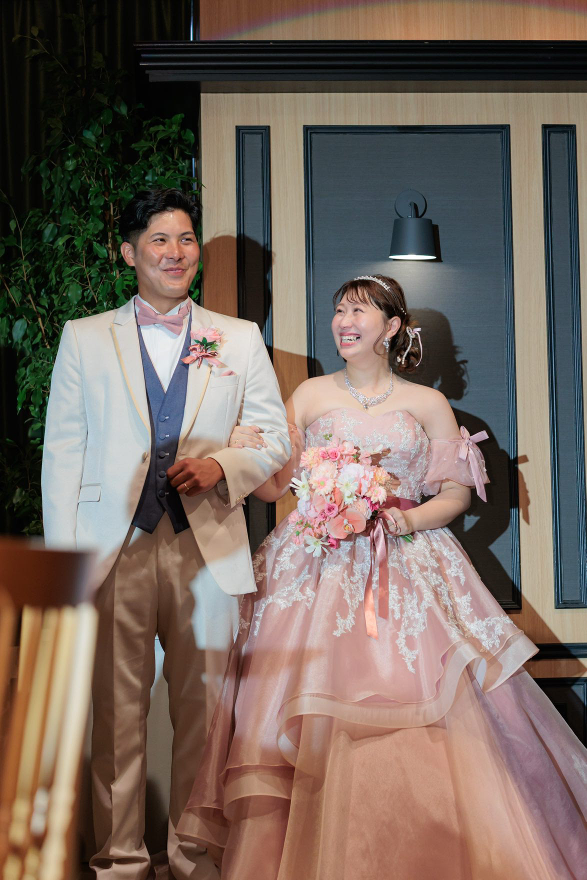 実例写真！パフスリーブ 姫袖 パール リボン ピンク 可愛い ストレッチ 花嫁/ウェディングドレス