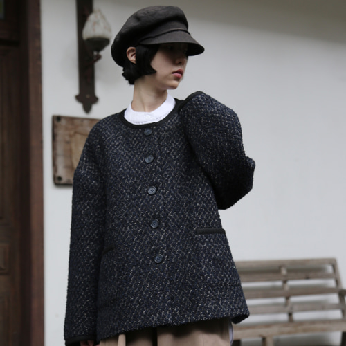 上質に寄り添う、ツイードの羽織りジャケット イタリア産上質ウール
