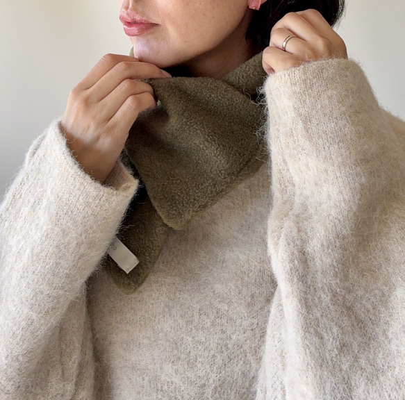 【☆新色☆大人の贅沢とろみフリース】ミニマフラー /カーキ 2枚目の画像