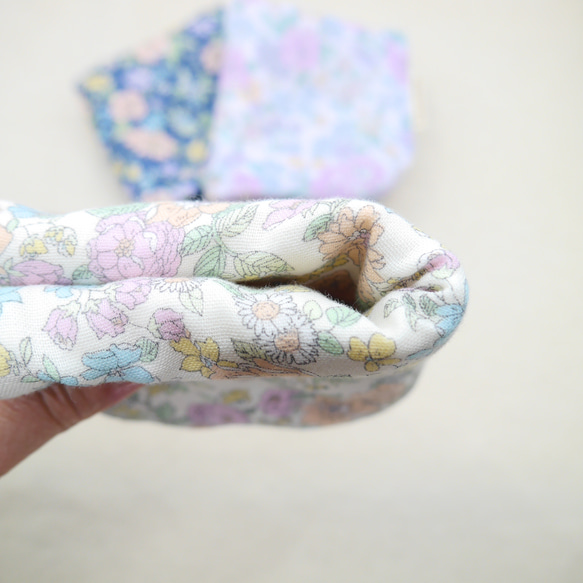 ふわもこハンカチ｜レトロフラワー-Retro Flower-｜L・20×20cm｜ガーゼハンカチ｜ハンドタオル 5枚目の画像
