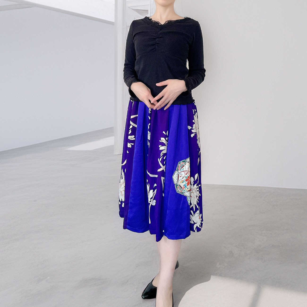 パッチワークスカート ミモレ丈 【 着物リメイク 】 大正ロマン * 青紫 * 花柄友禅 / 一点物 * シルク