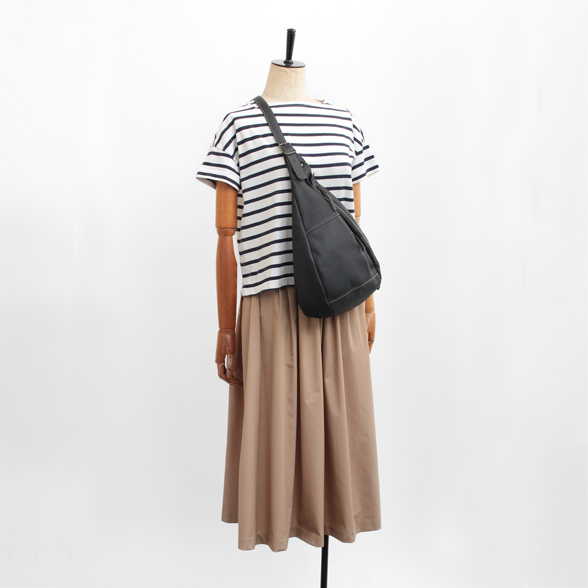 《受注生産》総革ボディーバッグ・左利き用