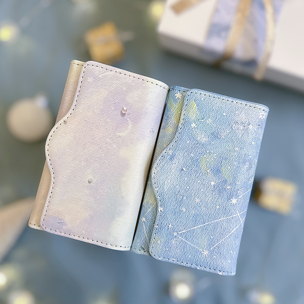 【選べる11柄】カードが入るやさしい色のキーケースペアセット（クリスマス限定ラッピング付き）