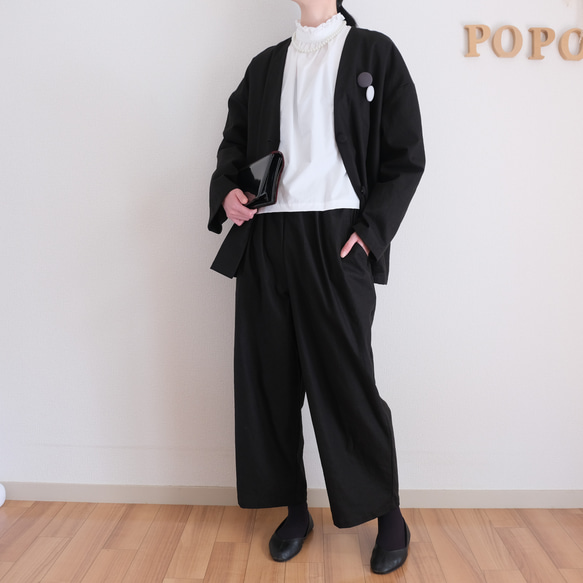 畢業典禮和入學典禮的完美選擇！可水洗的黑色夾克和舒適的褲子套裝 第1張的照片