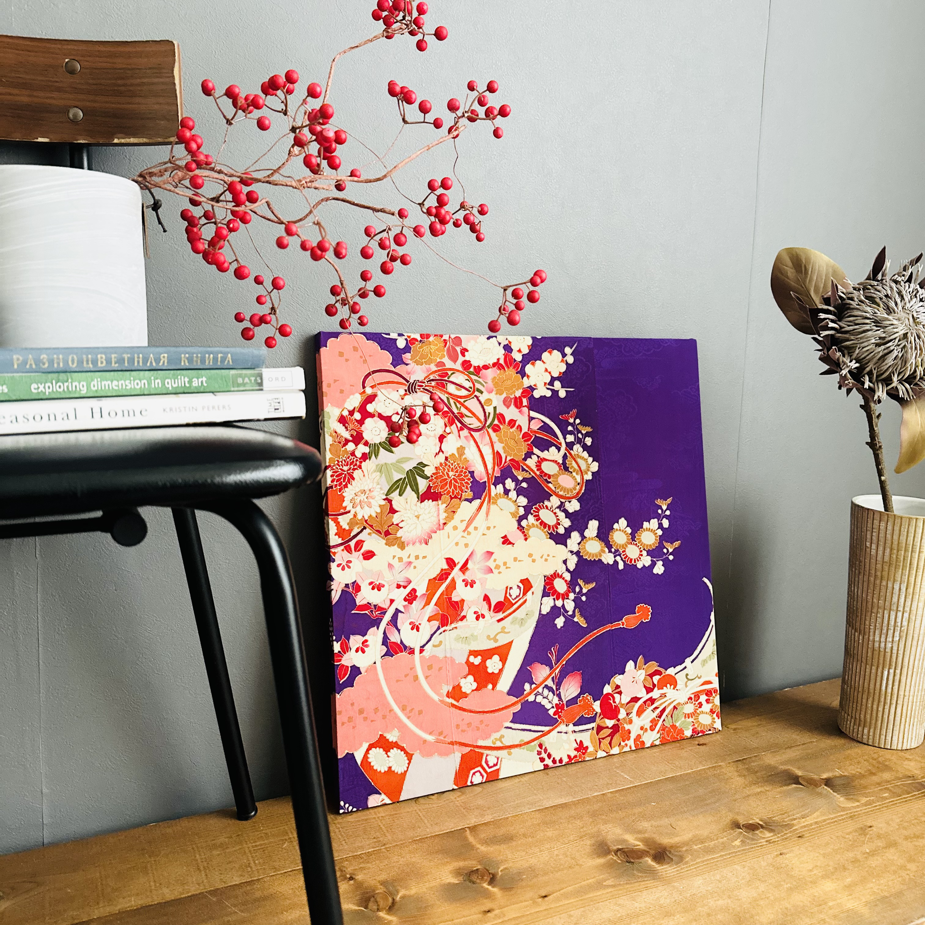 Antiques -紫色-　50×50cm 大きな着物のファブリックパネル　 着物　インテリア　正月飾り　アート　玄関