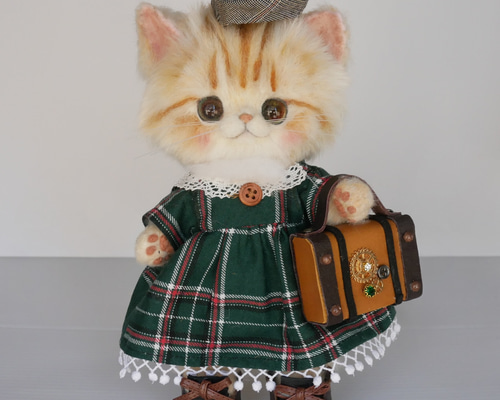 ハンドメイド　猫のぬいぐるみ　テディキャット　アートドール テディベア作家 KEITABEARさんの猫ちゃん