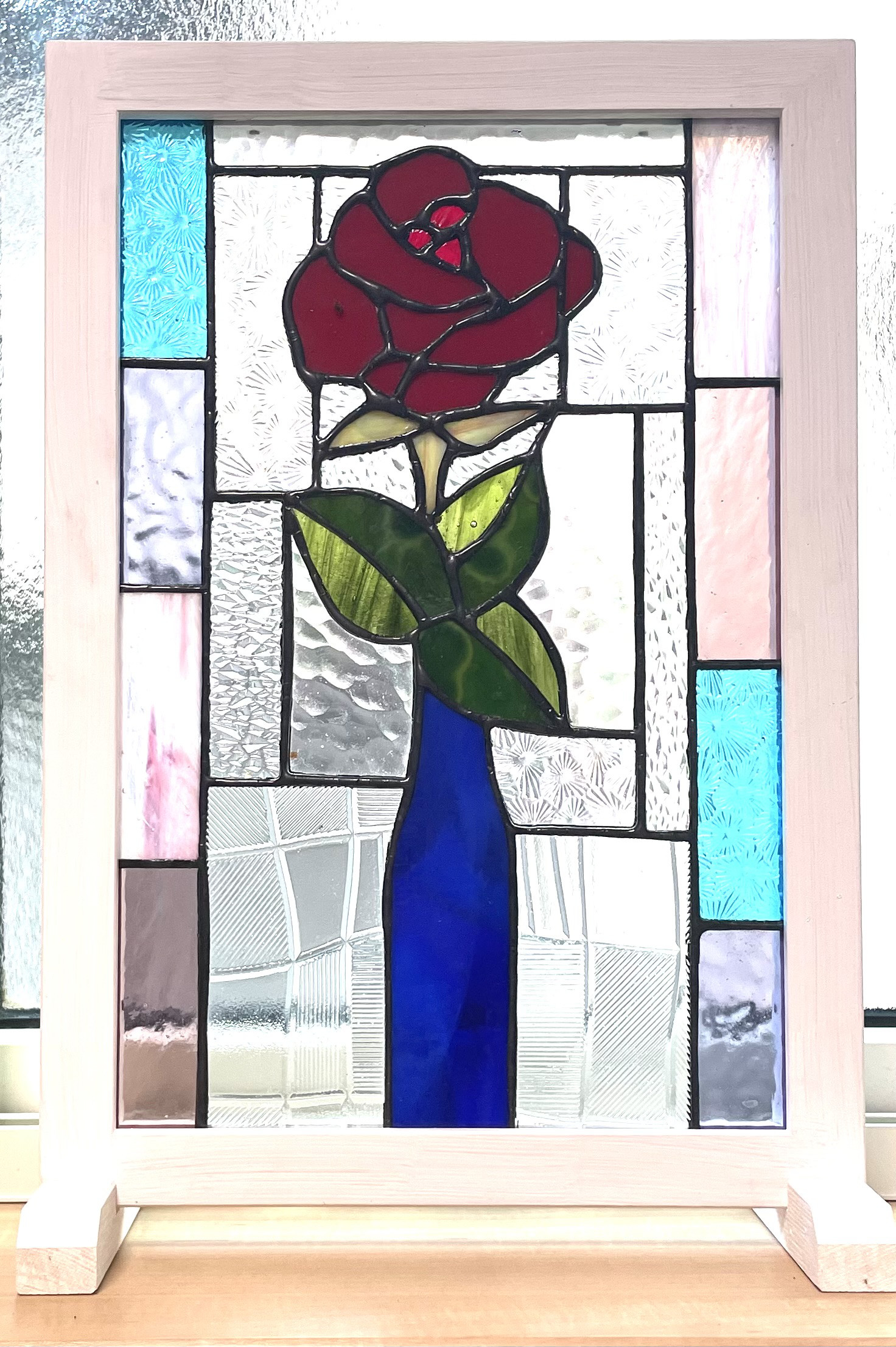 ステンドグラスパネル【一輪の赤い薔薇】