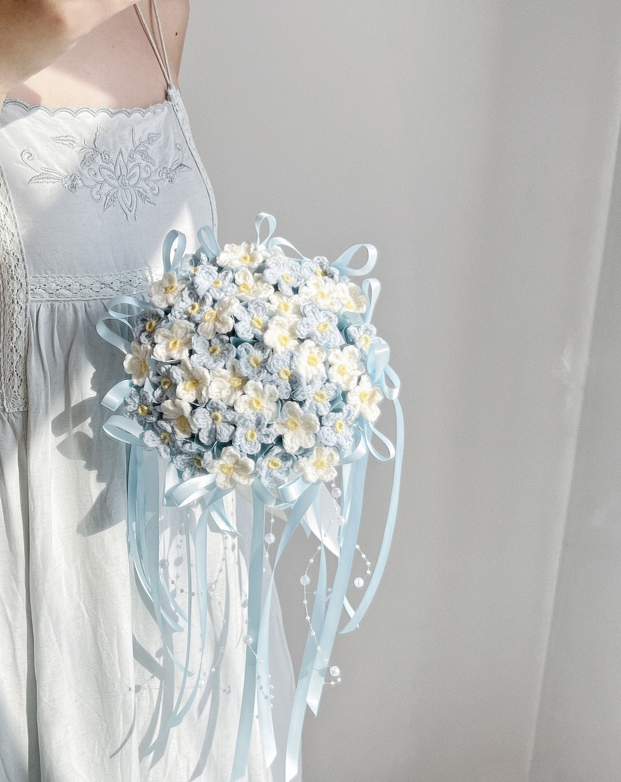 かぎ針編みブーケ 毛糸編み ウェディングブーケ 青 白 HL005