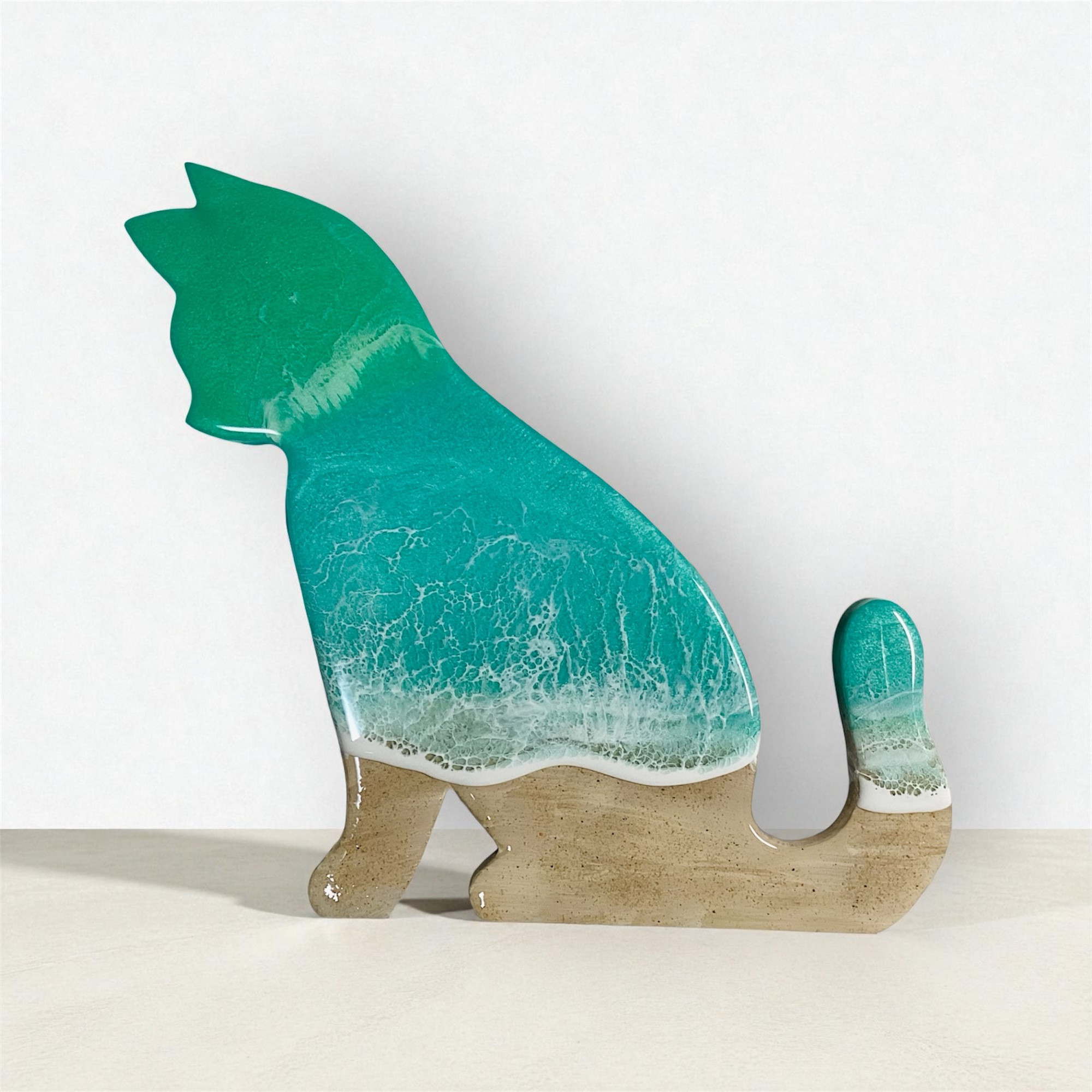 猫シルエットのオーシャンレジンアート（エメラルドグリーン）