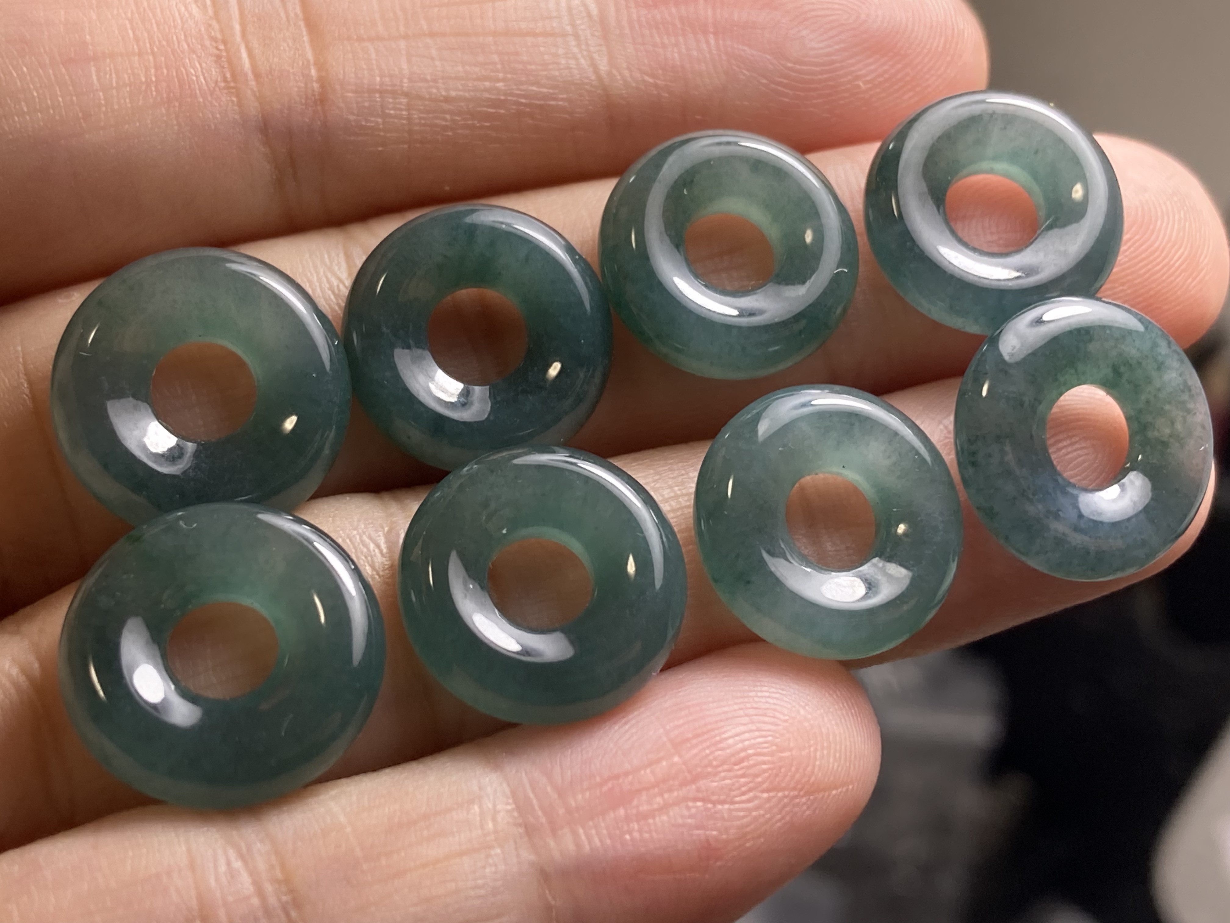 RS12-04 氷種 玉壁 平安守り グアテマラ産 A貨 本翡翠 ルース