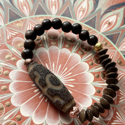 開光☆回紋虎牙三眼天珠 ブレスレット dzi ＊ ΚΑйON ＊ 通販