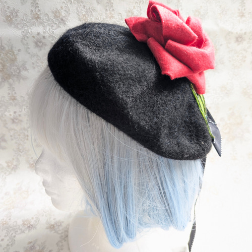 つまみ細工のベレー帽『緋薔薇』 ベレー帽・ハンチング 柊なお 通販