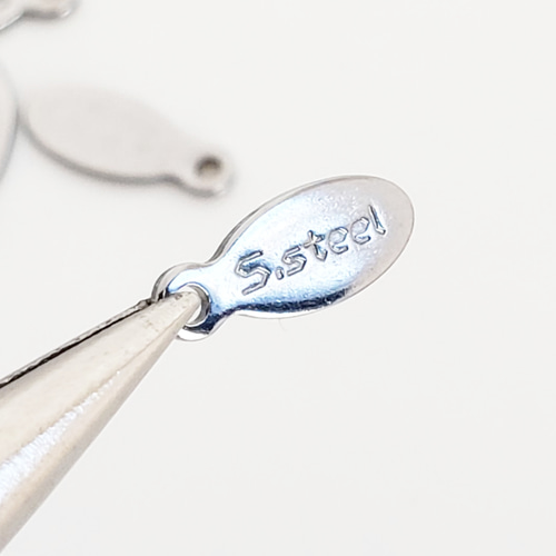 50個 304ステンレス 刻印プレート タグ オーバル チャーム パーツ