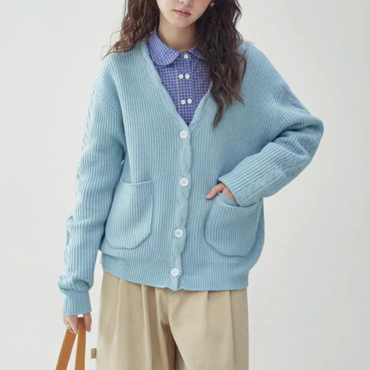 ＜受注製作＞春秋   冬      カーディガン    ニット  ブルー 11,692円