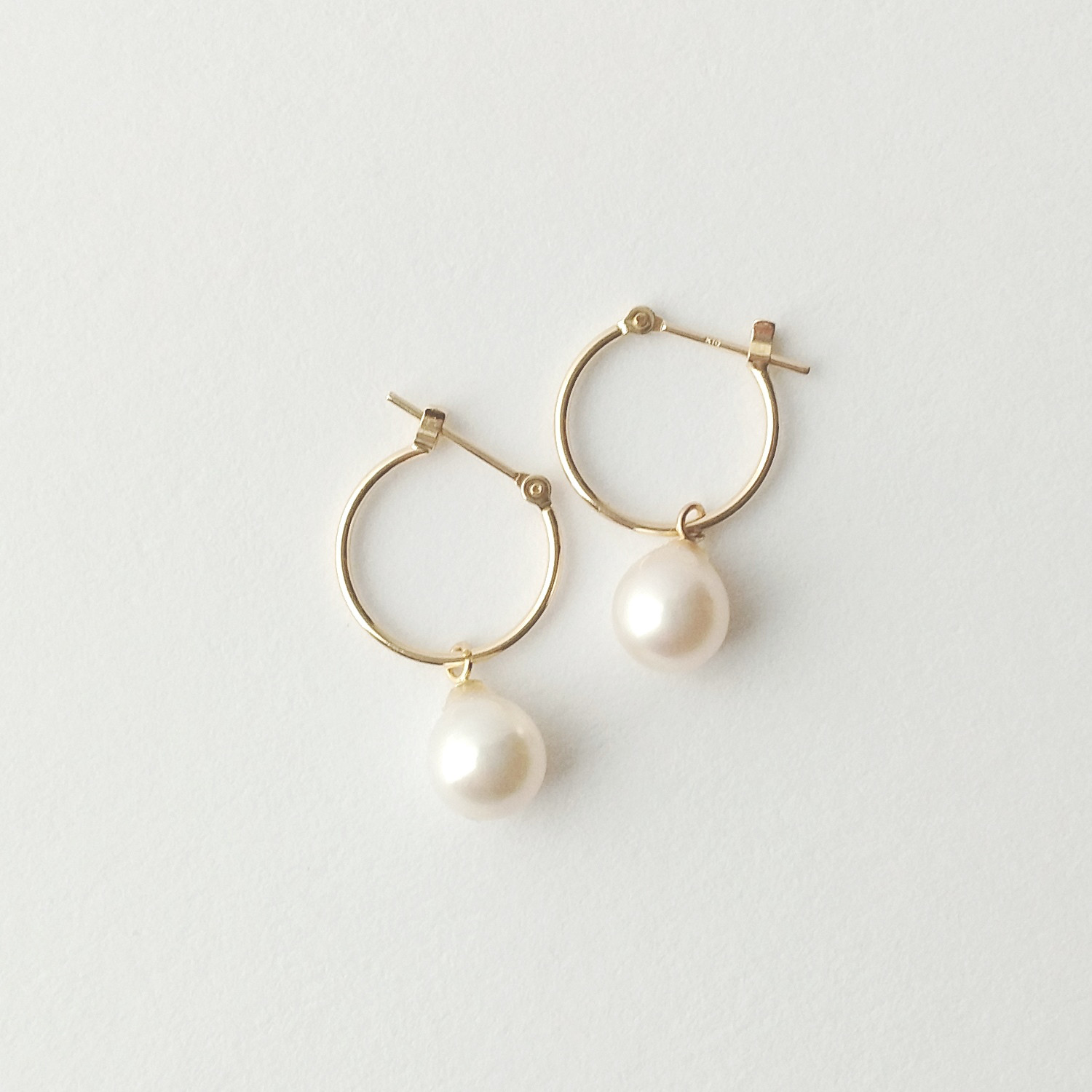 あこや真珠 ドロップ K10フープピアス｜アコヤパール x K10YG