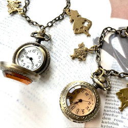 不思議の国のアリス・布告役のウサギの懐中時計のバッグチャーム