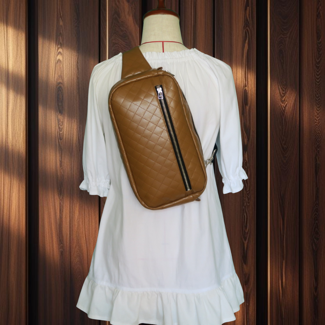 ボディバッグ(キャメル)　ウエストポーチ　キルティングデザイン　合皮　軽量　大容量　ユニセックス