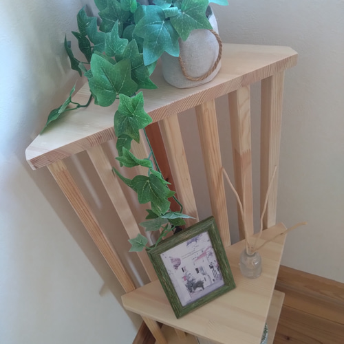 天然木赤松集成材 縦格子コーナーラック コーナーシェルフ オープン