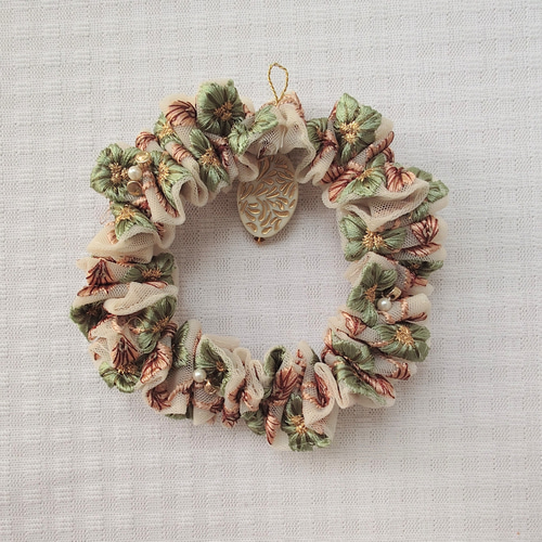 クリスマスミニリース インド刺繍リボン くすみグリーン クリスマス