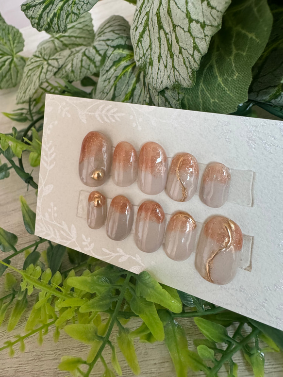 【やっぱり人気の定番デザイン】手に馴染むニュアンスネイルチップʕ•̫͡•ʕ•̫͡•ʔ 2枚目の画像