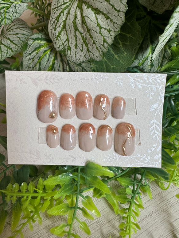 【やっぱり人気の定番デザイン】手に馴染むニュアンスネイルチップʕ•̫͡•ʕ•̫͡•ʔ 3枚目の画像