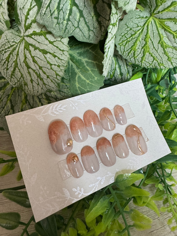 【やっぱり人気の定番デザイン】手に馴染むニュアンスネイルチップʕ•̫͡•ʕ•̫͡•ʔ 1枚目の画像