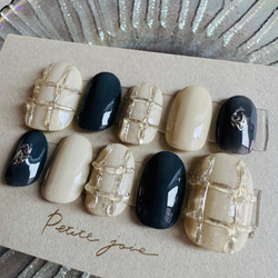 【人気作家のジェルネイル新作✨】冬に指先を彩るニュアンスネイルチップʕ•̫͡•ʕ•̫͡•ʔ 3枚目の画像