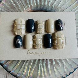 【人気作家のジェルネイル新作✨】冬に指先を彩るニュアンスネイルチップʕ•̫͡•ʕ•̫͡•ʔ 1枚目の画像