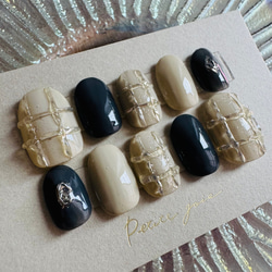 【人気作家のジェルネイル新作✨】冬に指先を彩るニュアンスネイルチップʕ•̫͡•ʕ•̫͡•ʔ 2枚目の画像