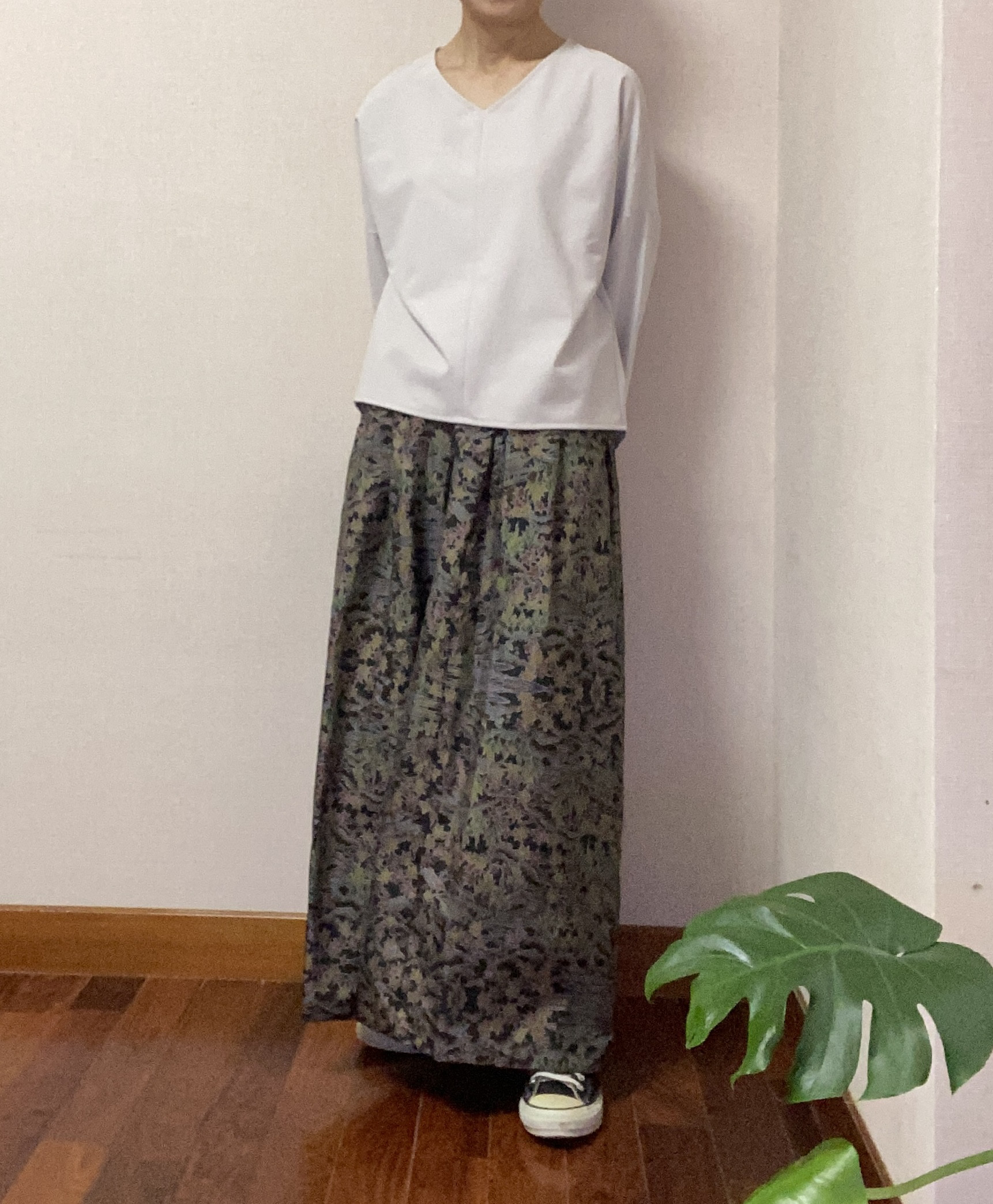 着物リメイク　着物リメイクパンツ　紬　和柄パンツ　リメイク品