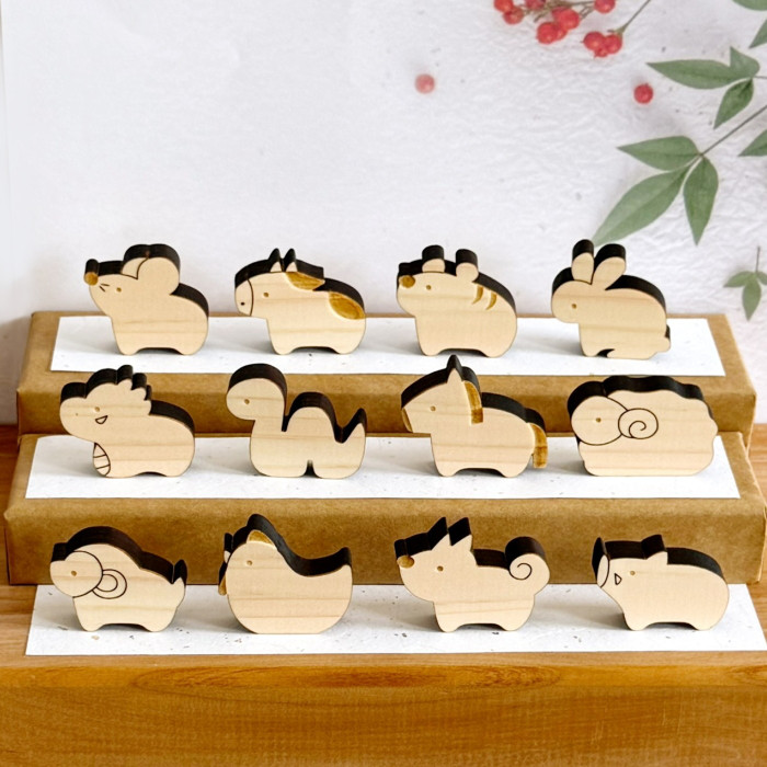 ちょこっと十二支【国産紀州熊野ひのき使用】　　木製 お正月 飾り 新年 インテリア 段飾り 干支 プレゼント ギフト