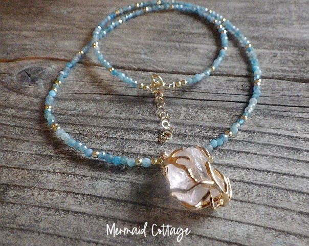 Sea Rose Amulet 海薔薇のお守り ローズクォーツとアパタイトのネックレス