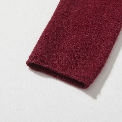 美品☆イエナ 柔らか カシミア 立体柄 後ボタン ニット クルーネック ボルドー ☆2025新色☆やわらかい繊維から生まれる最高の心地良さ カシミヤ100