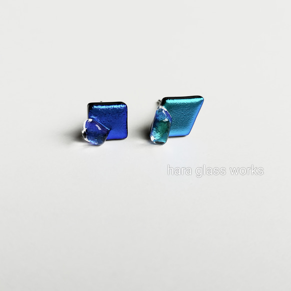 メタリックガラスとガラス雫のピアス（ブラックベース）（アレルギー対応ピアス／樹脂ピアス選択） 8枚目の画像