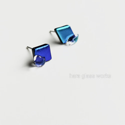 メタリックガラスとガラス雫のピアス（ブラックベース）（アレルギー対応ピアス／樹脂ピアス選択） 6枚目の画像