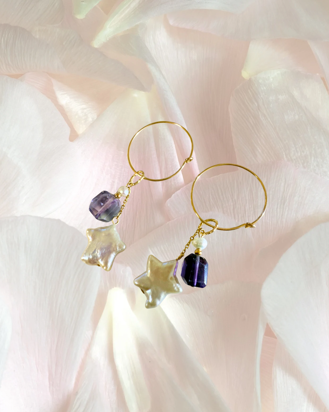 フローライトと星の淡水パール　フープピアス　宝石の香水ボトル