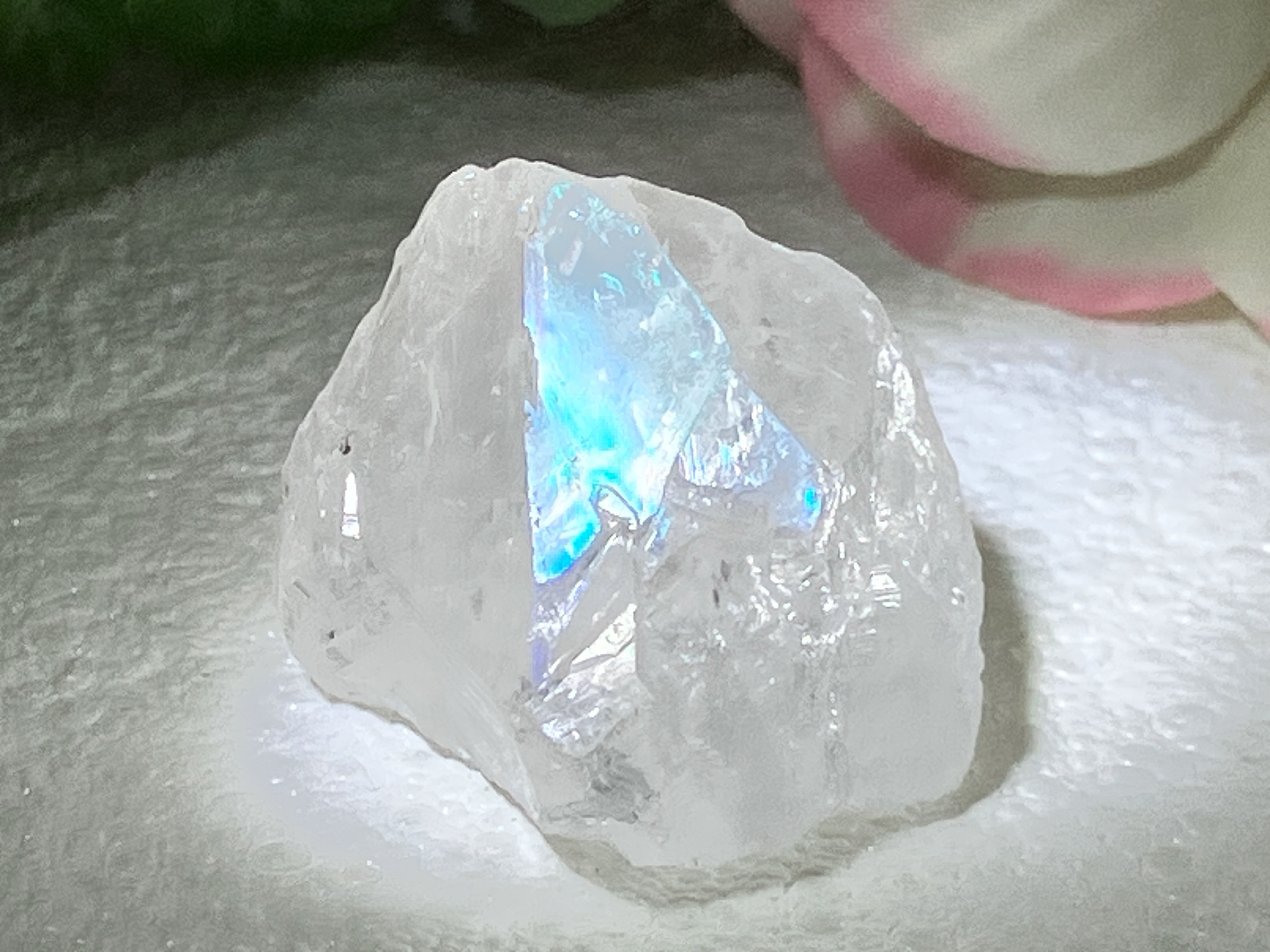 奇跡の水晶✨　アナンダライト　レインボークォーツ　原石　クリスタル