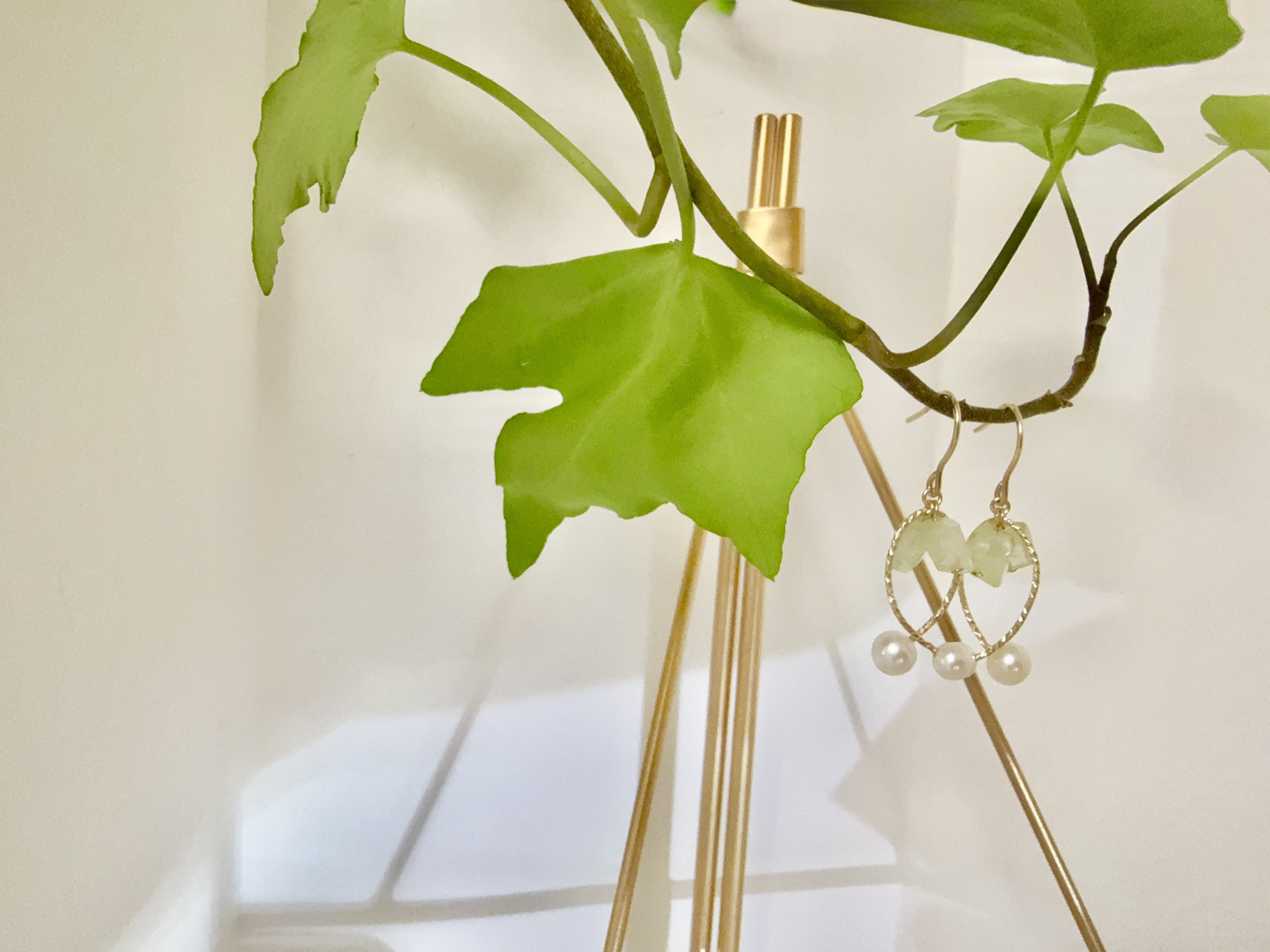 14kgf  真珠のさくらんぼピアス　プレナイトの葉