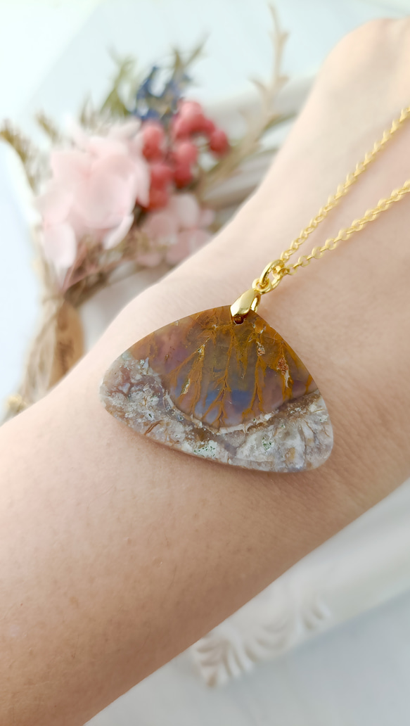 【和栗】オパライズド・ウッド（オパール化した木の化石） 3枚目の画像